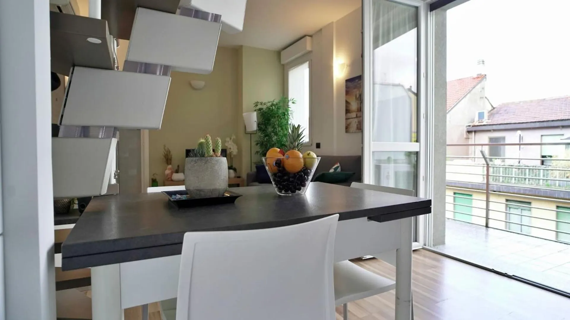 Apartment Candiani A3 Bilocale 2 Livelli Milan Italy
