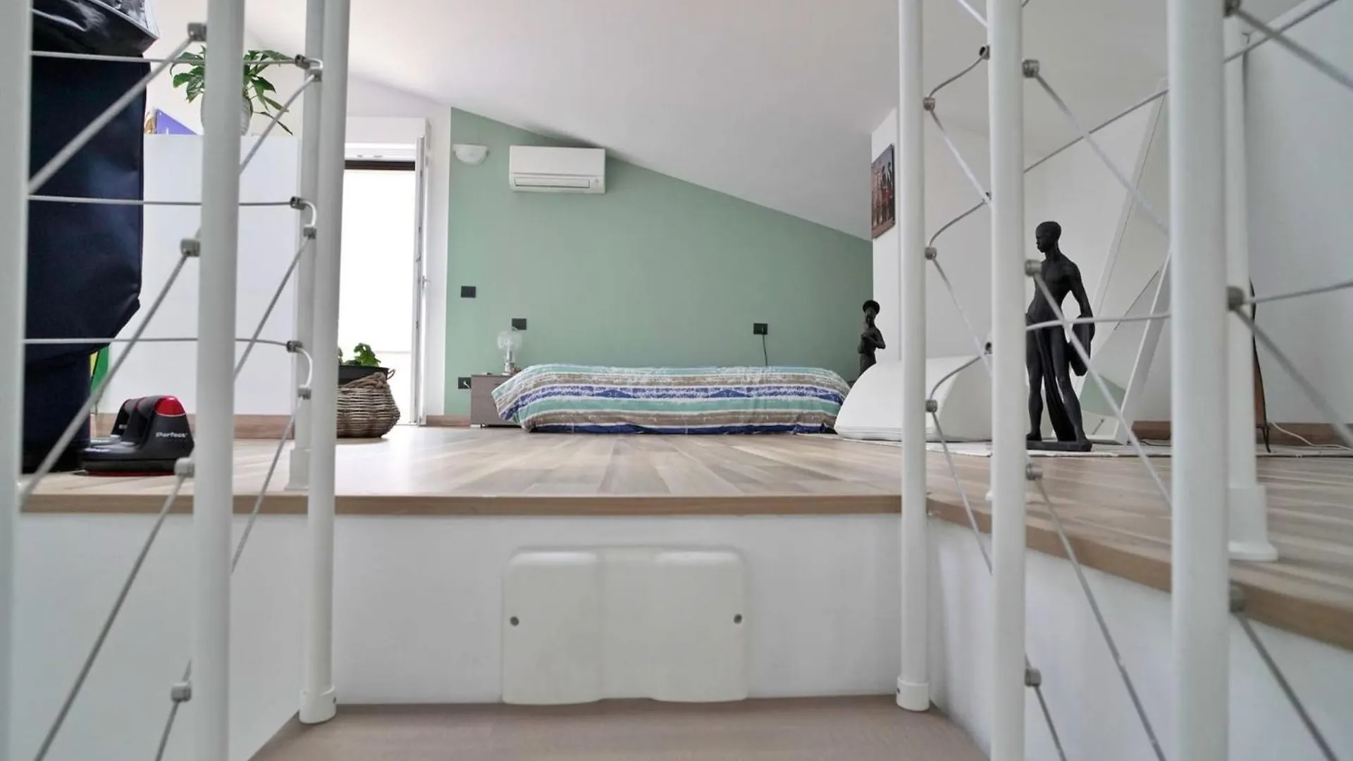 Candiani A3 Bilocale 2 Livelli Milan Apartment