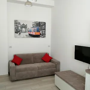 Comodo Per E Rho Fiera Appartamento